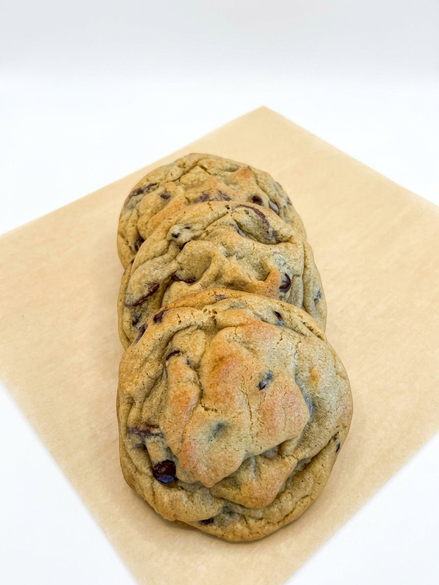 Zachary's Gourmet Popcorn chocolate chip cookie with semi-sweet and milk chocolate